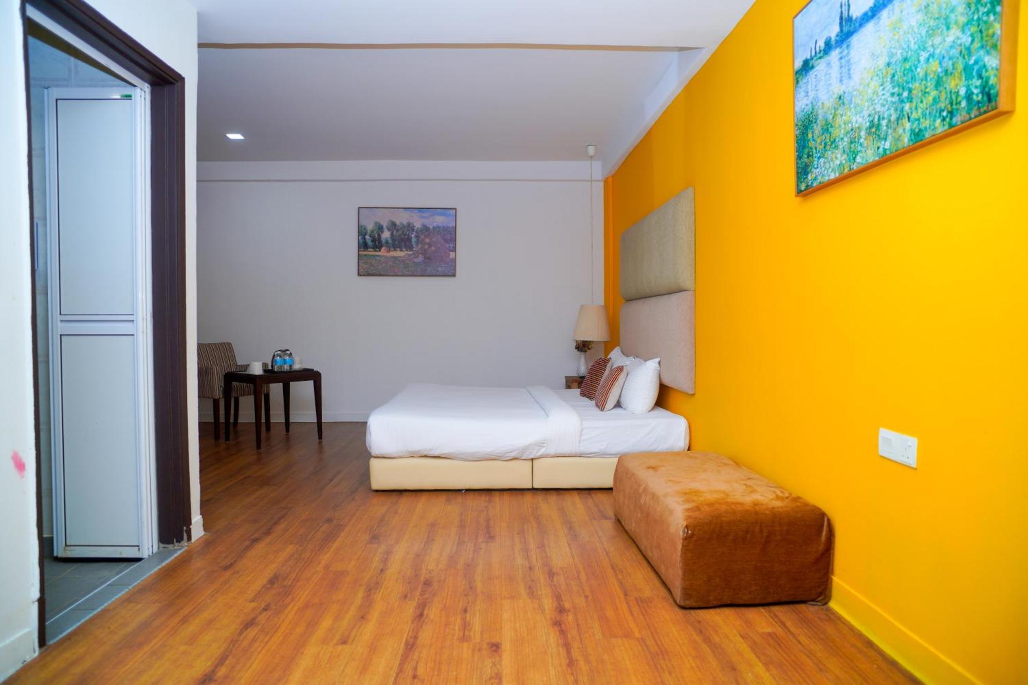 Redstone Boutique Hotel กัวลาลัมเปอร์ ภายนอก รูปภาพ